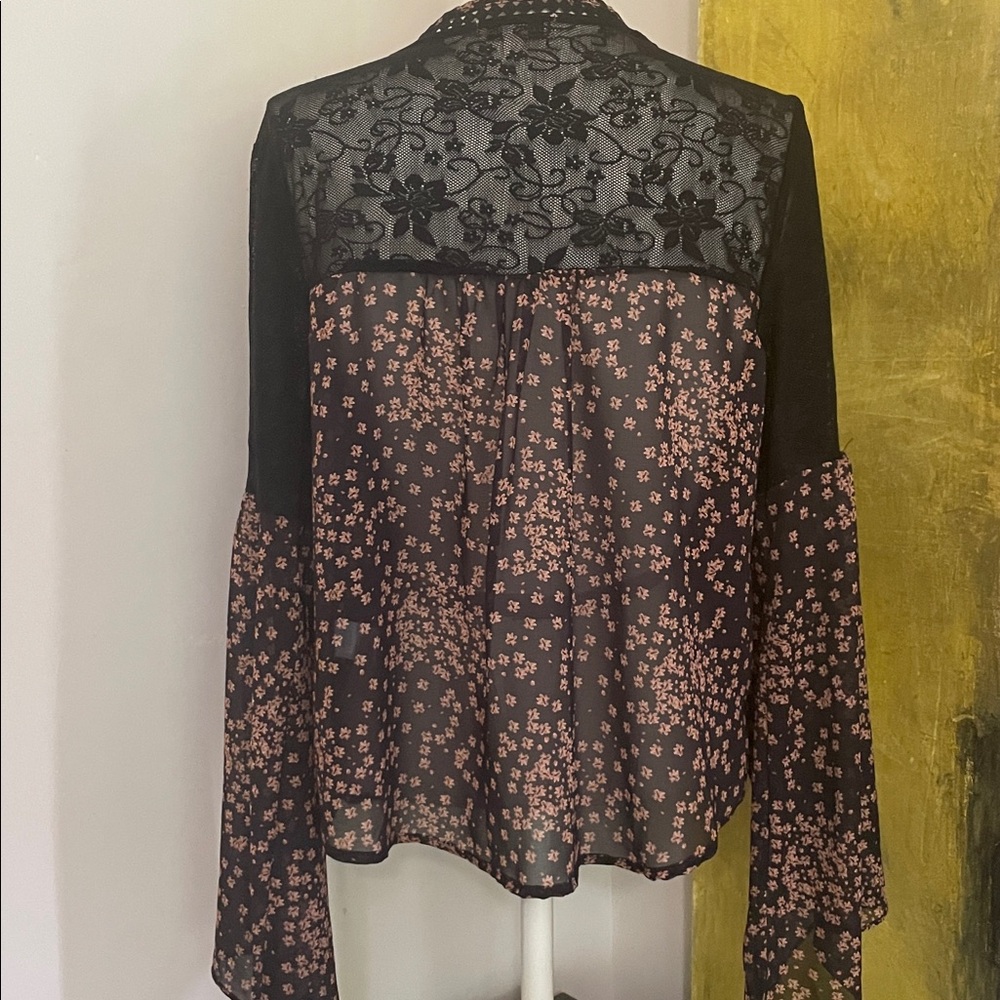 Ditsy Floral Lace Detail Flutter Sleeves Boho Fairy Grunge Ethereal Blouse